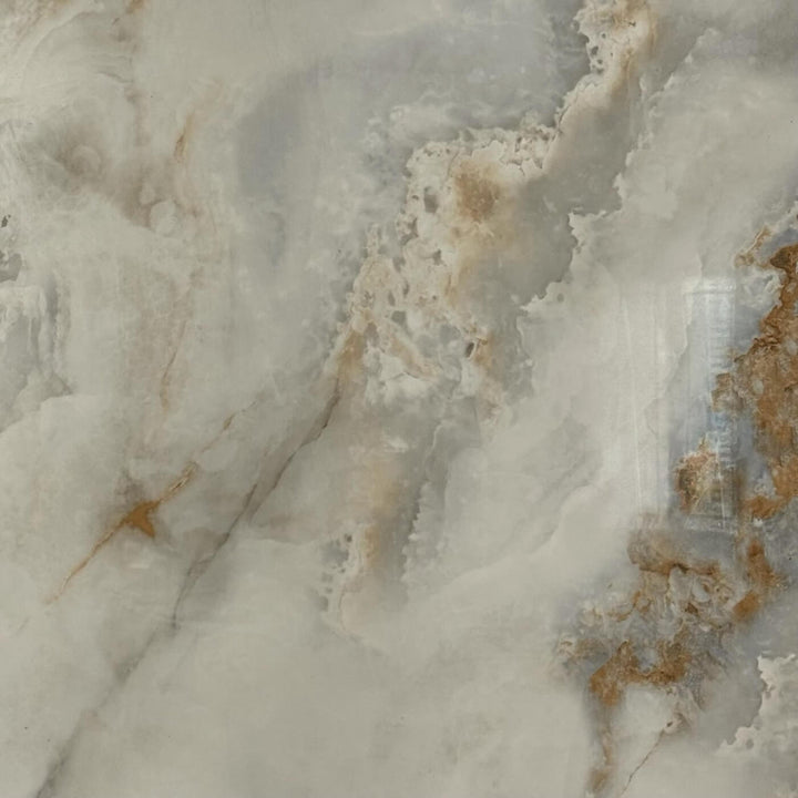 Céramique mur salle de bain effet onyx doré, format 24x48 po, idéale pour créer une ambiance haut de gamme et moderne