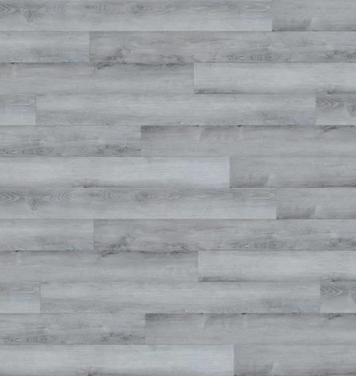 Échantillon de plancher de vinyle à clic de luxe Narita au fini bois gris moderne.