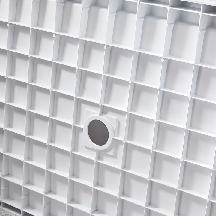 Vue arrière d’une base de douche rectangulaire en SMC avec structure renforcée pour une installation stable et durable