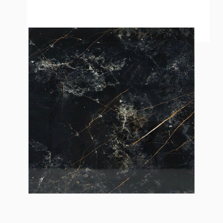 Tuile pour salle de bain haut de gamme modèle Galaxy Glossy noir avec veines dorées et fini poli miroir